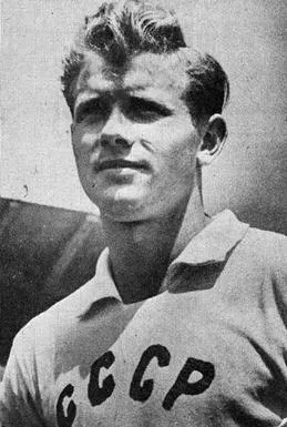 Eduard Streltsov in a Soviet national team shirt, an archive photo.